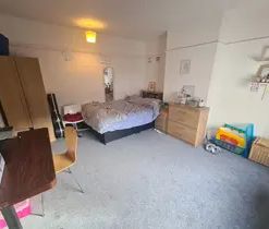 4 Bed - 49 Estcourt Avenue, Headingley, Leeds - LS6 3ET - Student - Photo 1