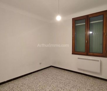 Location Villa 4 pièces 124 m2 à Sainte-Tulle - Photo 2