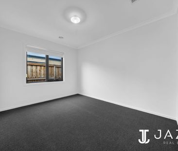 Modern, Energy-Efficient Family Living - Photo 2