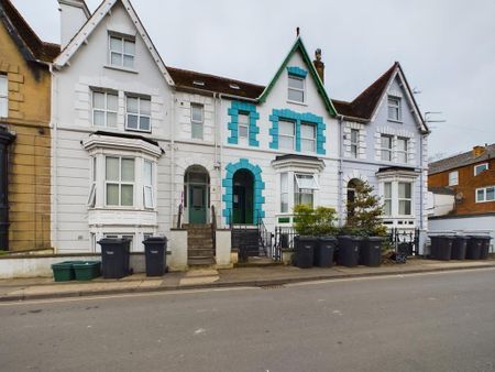 1 bedroom flat to rent - Photo 5