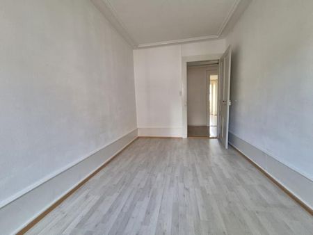 "Appart Charmant au Cour de La Chaux-de-Fonds" - Photo 3