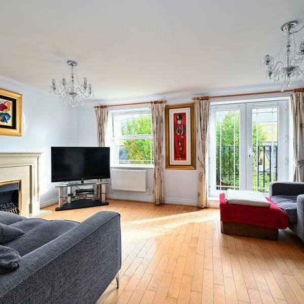 5 bedroom townhouse to rent - Photo 1