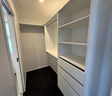 Spacious Outlook - Papamoa - Photo 2