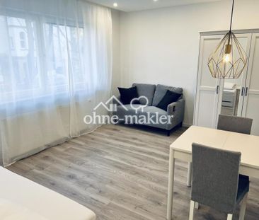 Moderne vollmöblierte 1-Zimmerwohnung mit Blick in die Stadt - Photo 1