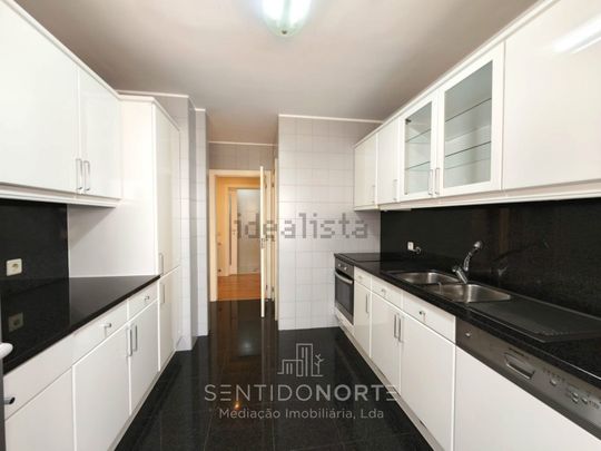 Apartamento em Centro, Cidade da Maia - Foto 1