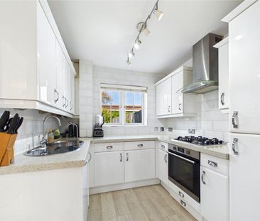 Lichfield Close, Chelmsford, Essex, CM1 2XW - Photo 4