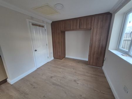 Harmondsworth, UB7, West Drayton - Photo 2