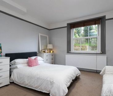 3 bedroom property to rent - Photo 4