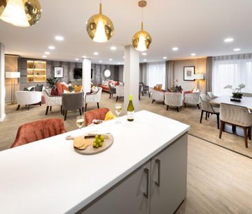 2 bedroom retirement property to rent - Photo 2