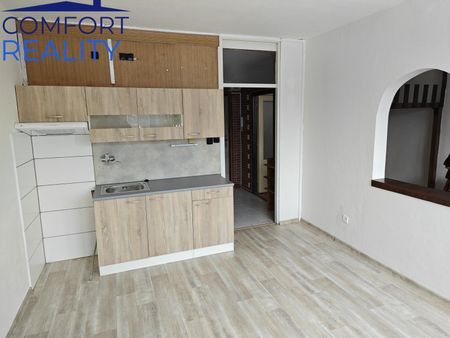 Pronájem bytu 1+1 38 m² - Photo 2