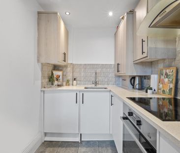 Studio to rent - Photo 3