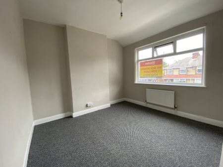 Chelmsford Avenue, Grimsby - Photo 2