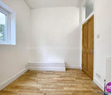 1 bedroom property to rent in Westcliff On Sea - Photo 1