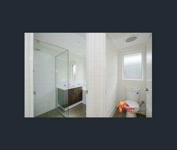 8 Siesta Way, Madora Bay, WA 6210 - Photo 2