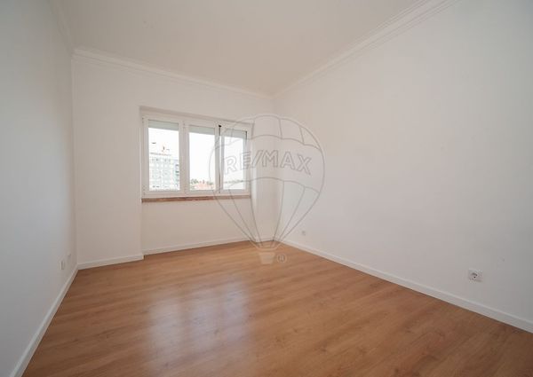 Apartamento T3 em Lisboa