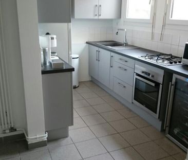 A LOUER // LES ANGLES Appartement T2 dans résidence idéalement placée - Photo 3