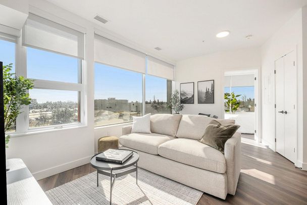 The Monterey - Photo 1