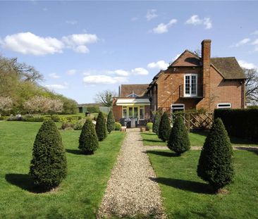 A stunning family home set in beautifully landscaped mature grounds... - Photo 5