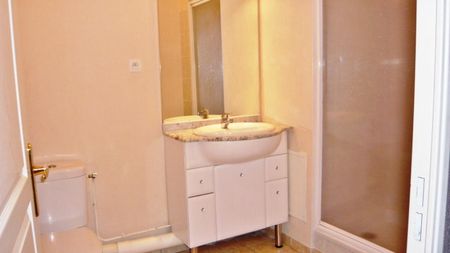 Location Appartement 1 pièce 31m² PAU 64000 - Photo 4