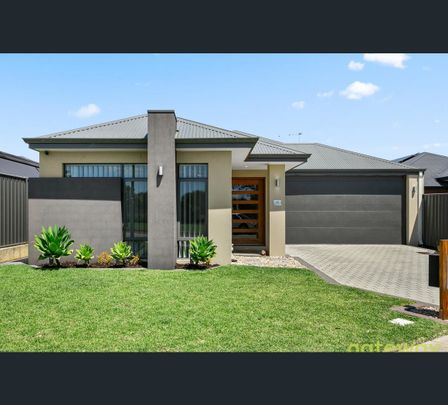 16 Litchfield Circle, Wandi, WA 6167 - Photo 1