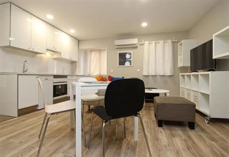 Calle Rosa, Getafe, Community of Madrid 28903 - Photo 3