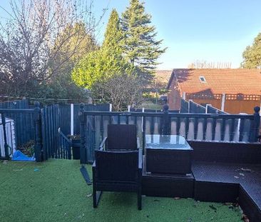 3 bedroom semi-detached house to rent - Photo 4