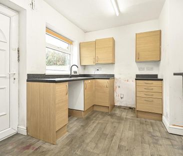 3 bedroom terraced house to rent - Photo 6