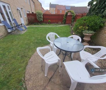 3 bedroom terraced house to rent - Photo 5