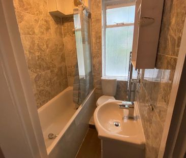 1 bedroom house of multiple occupation to rent - Photo 3