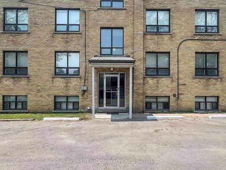 For Lease - 9901 Yonge Street Unit# 3, Richmond Hill, Ontario - Photo 3