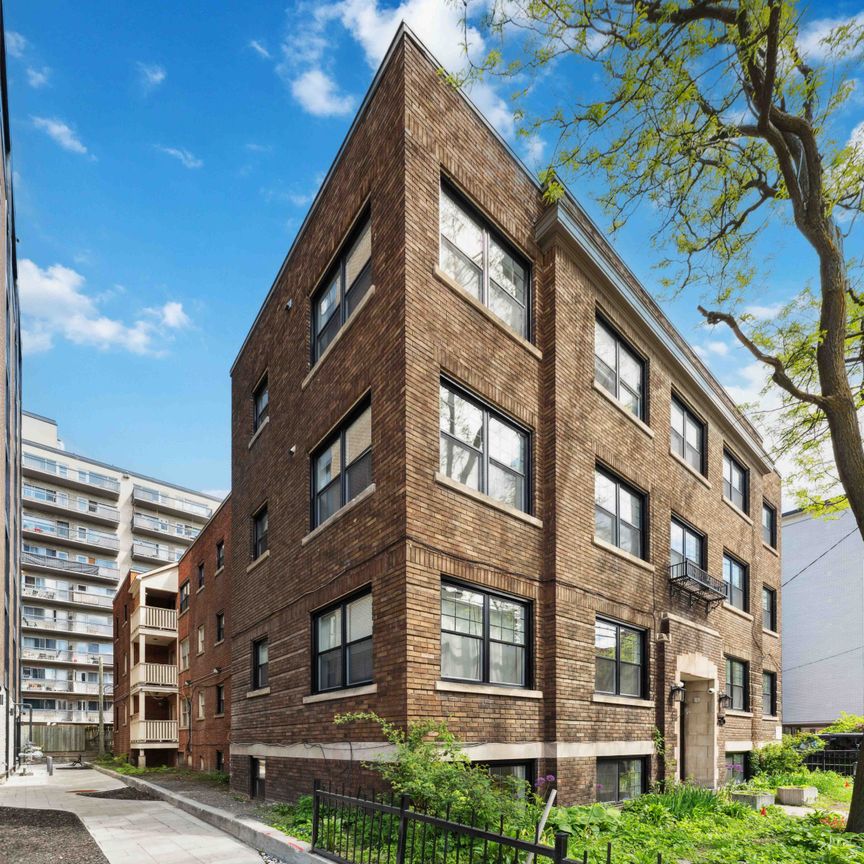 325 Cooper Apartments - Photo 1