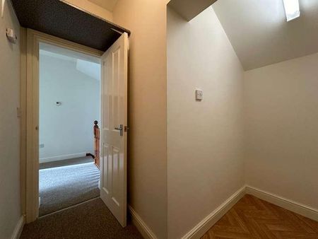 Amos Mews, Sutton Coldfield, B73 - Photo 3