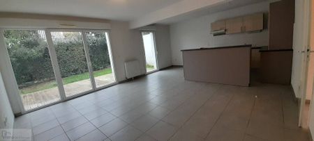 Location maison 4 pièces 89 m² à Saint-Jory (31790) - Photo 4