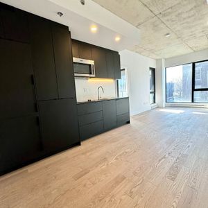 Ville-Marie-Superbe Condo 3 1/2 - July 1 - Photo 3