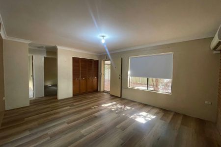 CONVENIENTLY LOCATED UNIT - Photo 2