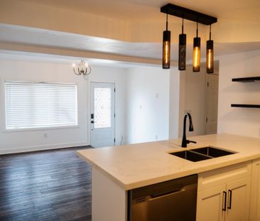 For Lease - 5 ilona Court Unit# LOWER, Brantford, Ontario - Photo 3