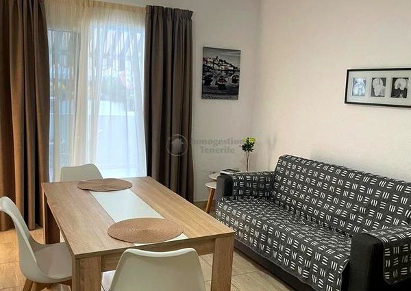 * Se alquila en Playa de las Américas apartamento de 1 dormitorio