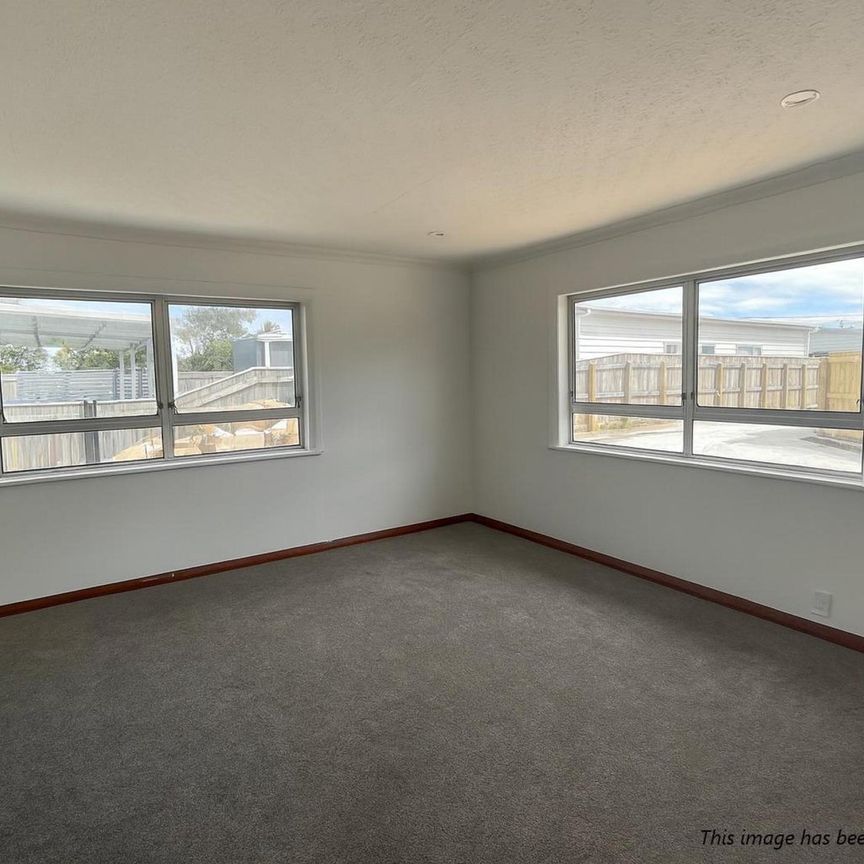 Renovated Tawhero Home - Photo 1