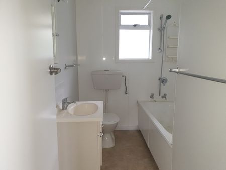 Lyndon Road West, Hastings - Photo 5