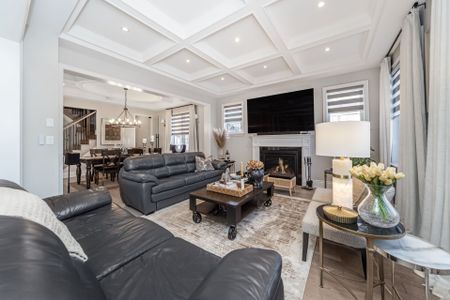 For Lease - 2336 Edward Leaver Trail, Oakville, Ontario - Photo 2