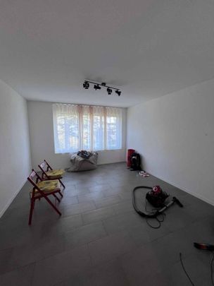 Studio au 1er étage à louer - Photo 1