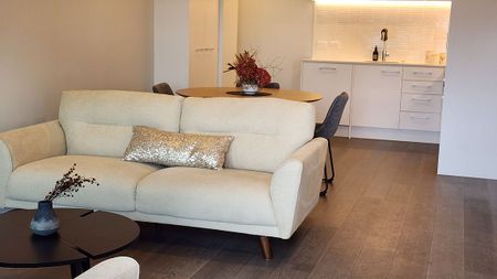 Near New. All Bills Included. Short Stays Welcome! - Photo 2