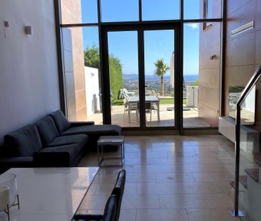 Casa adosada de alquiler en Calle Torre Bermeja, 1, El Paraíso - Photo 2