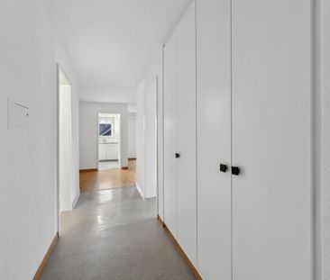 Rent a 3 ½ rooms apartment in Ebikon - Photo 1