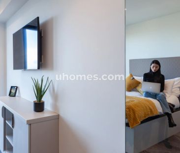 true Apartment - 6 Bedrooms - Photo 1