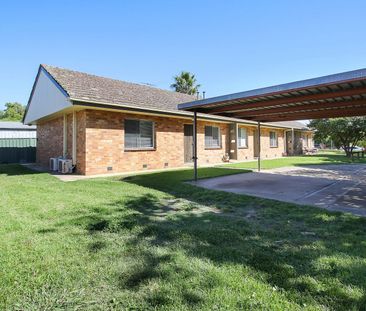 Central Convenience, Quiet Comfort & Just a Stroll to Dean Street - Photo 6