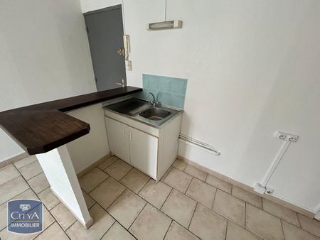 Location Appartement 1 pièce 26m² TOULON 83000 - Photo 3