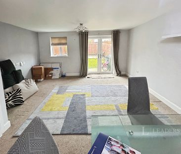 3 bedroom house to rent Nottingham Drive, Littleover, Derby, Derbys... - Photo 2