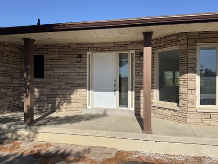 For Lease - 124 Squire Drive Unit# A, Ajax, Ontario - Photo 2