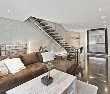 Stylish, furnished 2.5-room maisonette rental apartment right on th... - Photo 5
